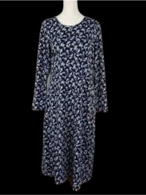Lands' End Navy and White Floral Long Sleeve large night gown 100% cotton